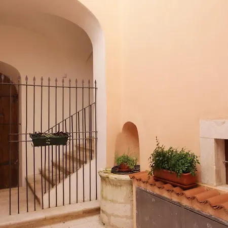 B&B Eden-3